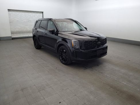 Used 2021 Kia Telluride EX w/ EX Premium Package AWD/4WD image 13