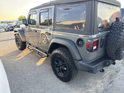 Used 2022 Jeep Wrangler Unlimited Sport image 4
