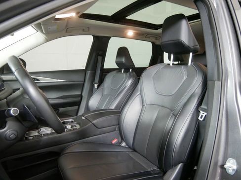 Used 2024 INFINITI QX60 Luxe image 11