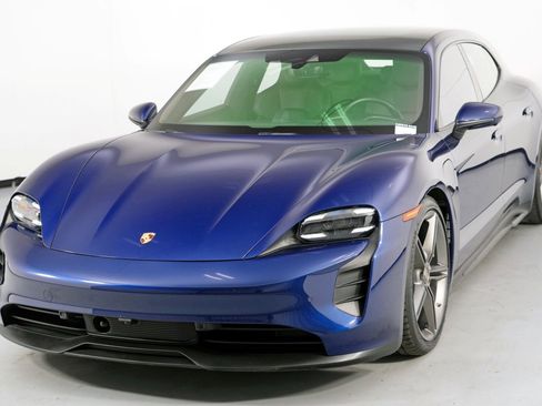 Used 2023 Porsche Taycan GTS AWD/4WD image 50
