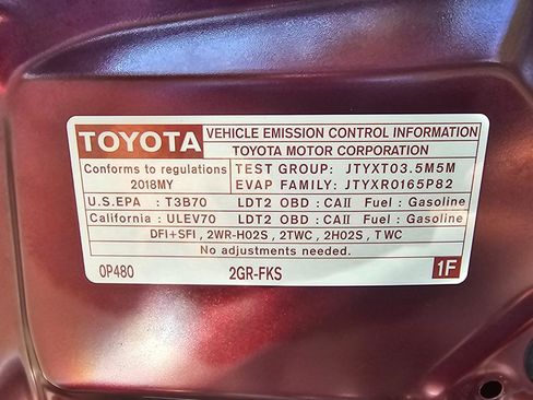 Used 2018 Toyota Highlander Limited Platinum AWD/4WD image 29