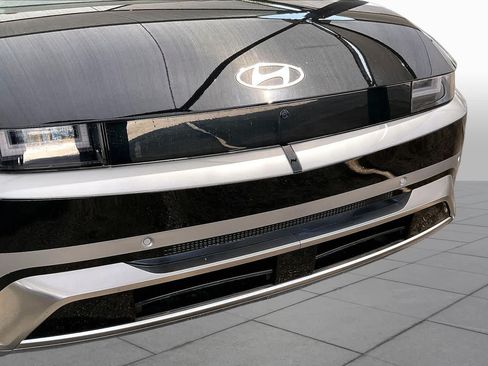 Certified 2025 Hyundai Ioniq 5 Limited AWD/4WD image 29