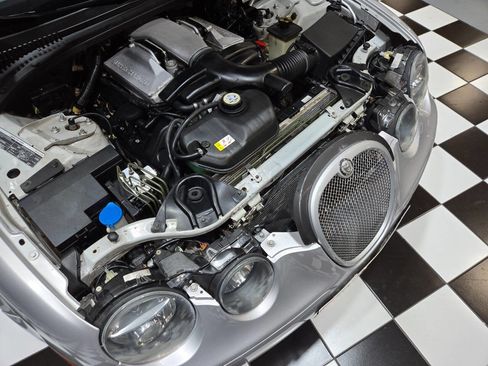 Used 2005 Jaguar S-TYPE R image 49