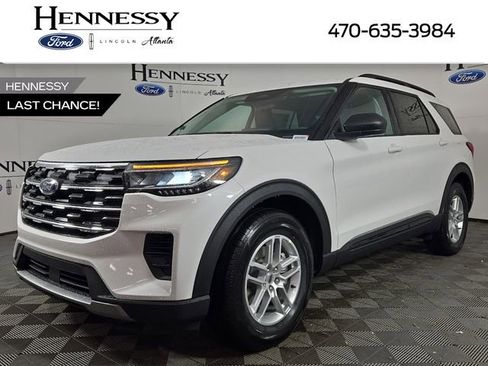 Used 2026 Ford Explorer Active RWD image 1