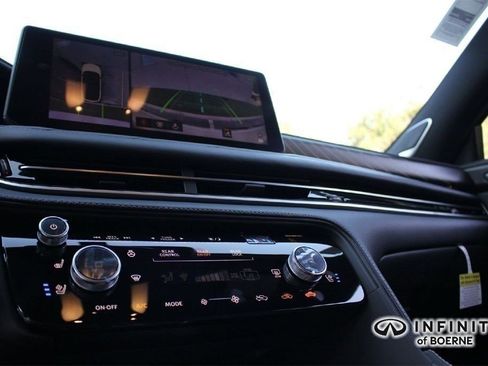 Certified 2026 INFINITI QX60 Autograph w/ Dark Cargo Package image 9