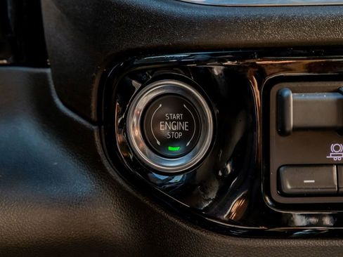 Used 2025 Chevrolet Silverado 2500 High Country w/ High Country Premium Package image 26