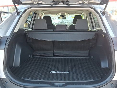 Certified 2024 Toyota RAV4 XLE image 28