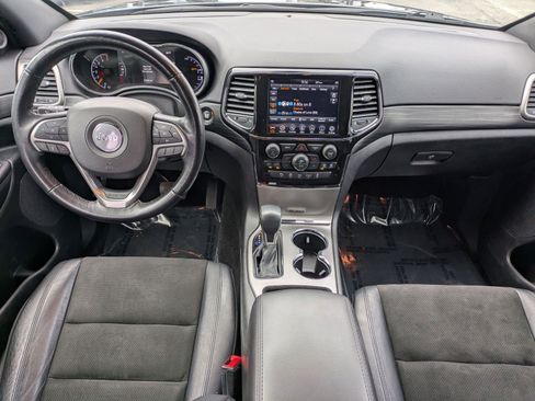 Used 2021 Jeep Grand Cherokee Laredo X image 16