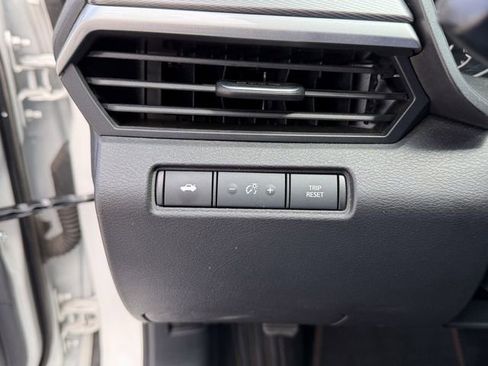 Used 2024 Nissan Altima 2.5 SR image 8