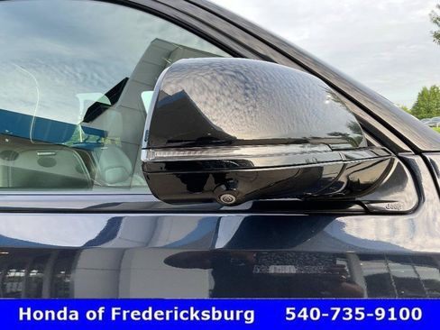 Used 2024 Jeep Grand Wagoneer L Series II w/ Quick Order Packagew 28T AWD/4WD image 14