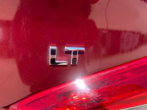 Used 2016 Chevrolet Cruze LT w/ LT Convenience Package FWD image 29