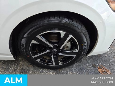 Used 2024 Nissan Sentra SV FWD image 22