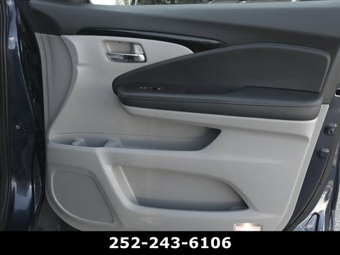Used 2019 Honda Ridgeline RTL-E image 47