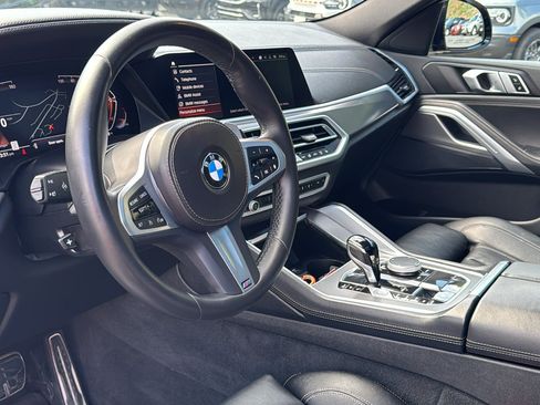 Used 2022 BMW X6 xDrive40i w/ M Sport Package AWD/4WD image 16