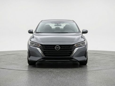 Used 2025 Nissan Sentra S FWD image 2
