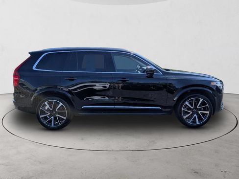 Certified 2024 Volvo XC90 B6 Plus w/ Protection Package AWD/4WD image 4