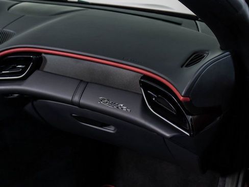 Certified 2025 Ferrari Roma Spider RWD image 51