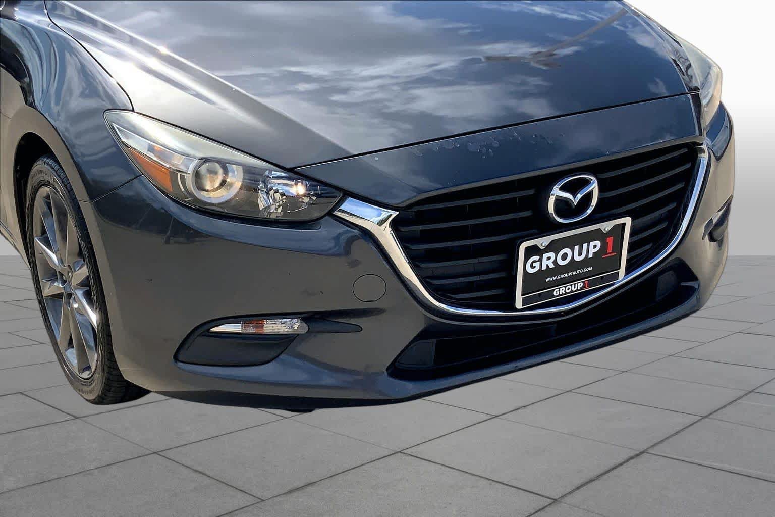 Used 2018 MAZDA MAZDA3 Touring FWD image 30