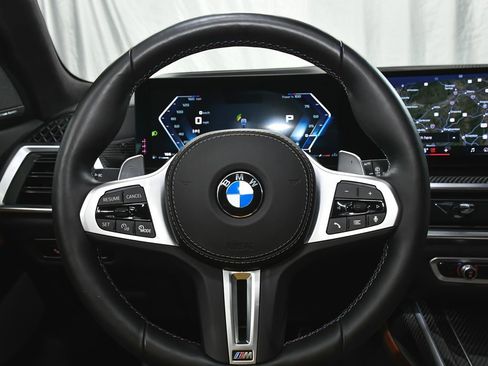 Used 2026 BMW X7 M60i AWD/4WD image 36