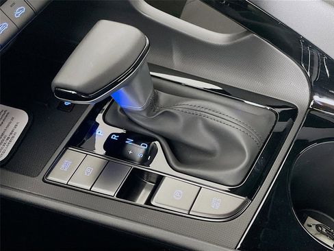 Certified 2026 Hyundai Elantra Sport FWD image 21