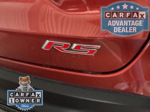 Used 2024 Chevrolet Trax RS w/ Sunroof Package FWD image 9