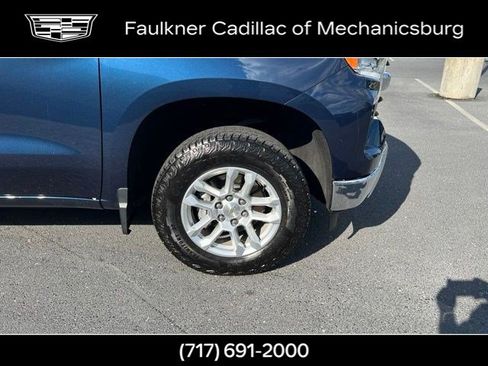 Used 2023 Chevrolet Silverado 1500 LT AWD/4WD image 33