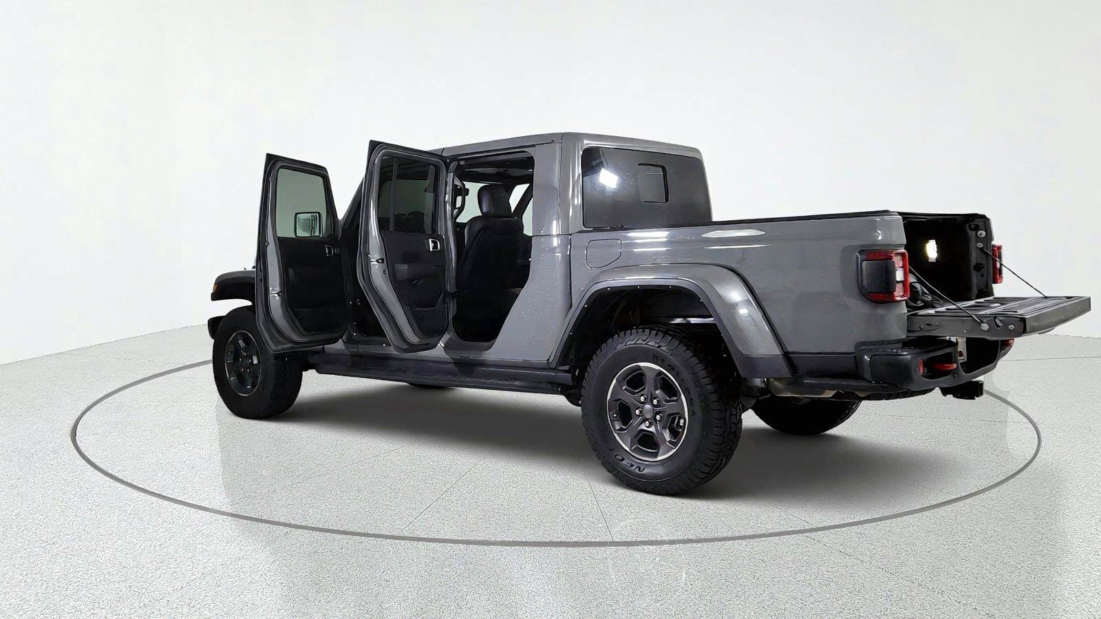 Used 2021 Jeep Gladiator Rubicon AWD/4WD image 12