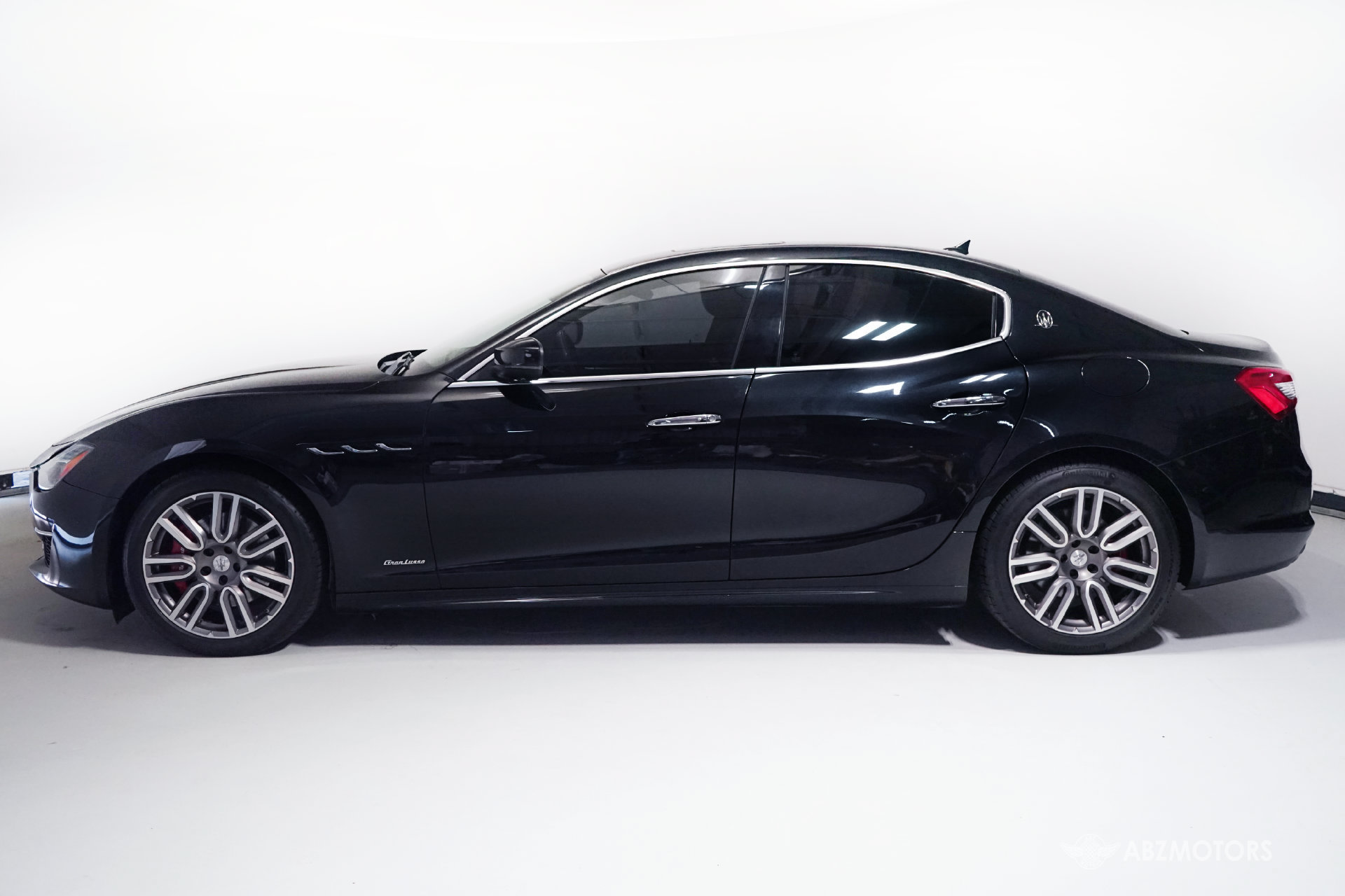 Used 2018 Maserati Ghibli GranLusso RWD image 4