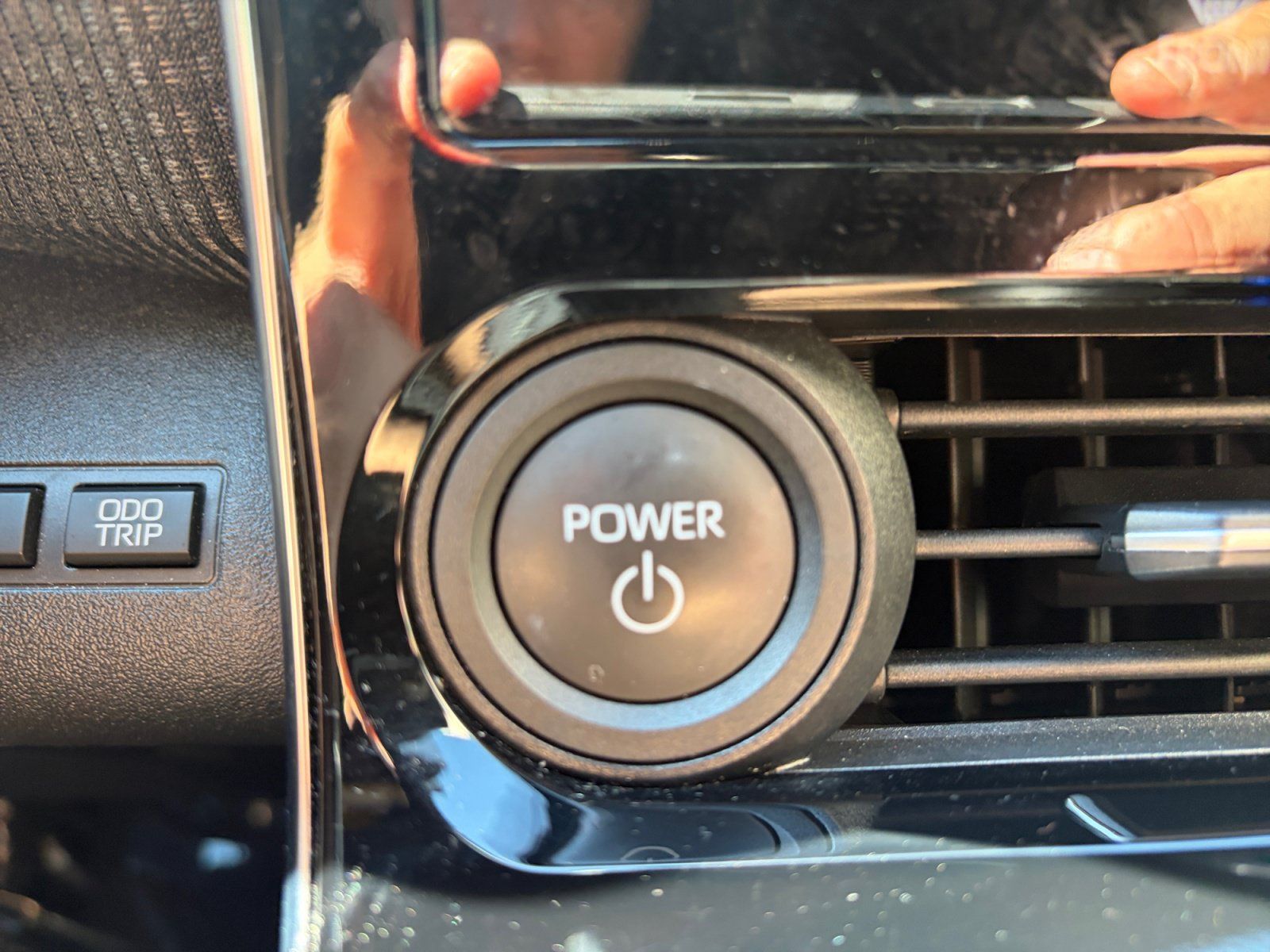 Certified 2023 Subaru Solterra AWD image 17