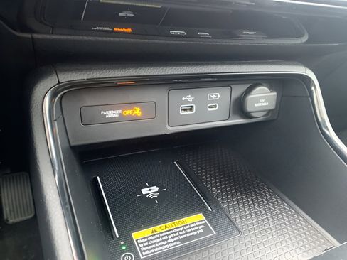 Used 2023 Honda CR-V Sport Touring image 18