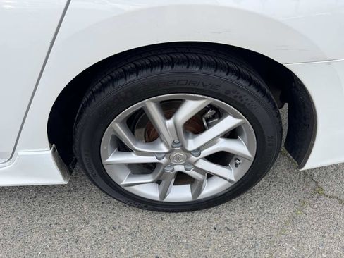 Used 2013 Nissan Sentra SR w/ Driver Pkg image 35