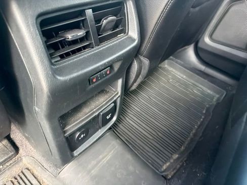 Used 2024 Ford Edge ST w/ Equipment Group 401A AWD/4WD image 15
