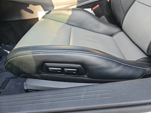 Used 2016 Mercedes-Benz AMG GT S image 27