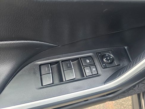 Used 2024 Toyota RAV4 XLE w/ Convenience Package image 17