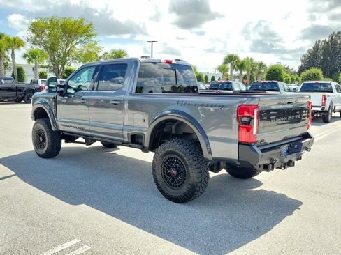 New 2026 Ford F250 Lariat w/ Black Appearance Package AWD/4WD image 8