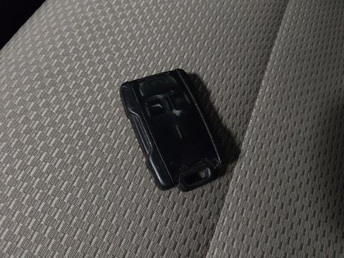 Used 2017 Chevrolet Silverado 1500 LT w/ Texas Edition image 32