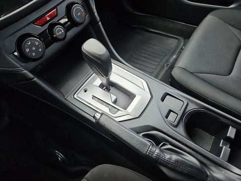 Used 2020 Subaru Impreza 2.0i image 17