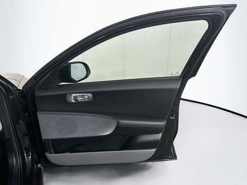 Used 2023 Hyundai Ioniq 6 SE w/ Cargo Package RWD image 33