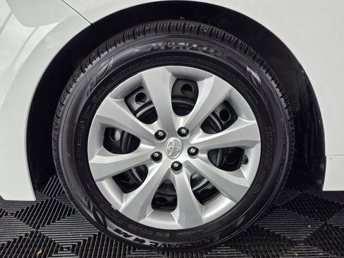 Certified 2025 Toyota Corolla LE FWD image 11