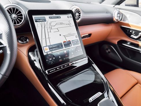 Used 2024 Mercedes-Benz SL 55 AMG 4MATIC image 43