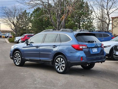 Used 2017 Subaru Outback 3.6R Limited image 3