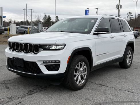 Used 2022 Jeep Grand Cherokee Limited image 9