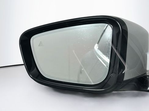 Used 2023 BMW i4 eDrive35 RWD image 16