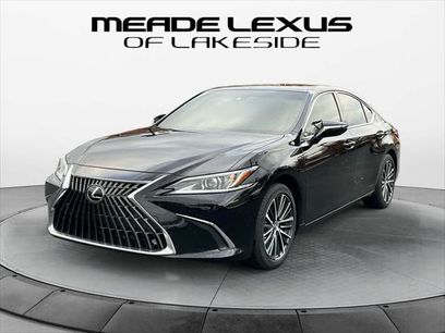 Certified 2025 Lexus ES 350 w/ Premium Package