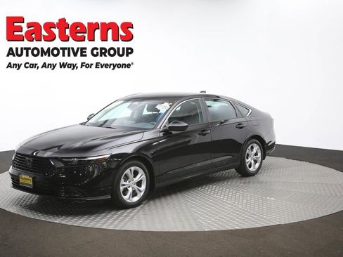 Used 2025 Honda Accord LX image 55