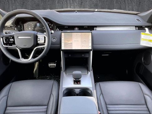 New 2026 Land Rover Discovery Sport Landmark image 5