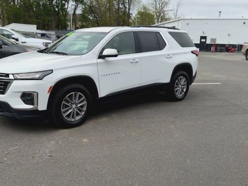 Certified 2023 Chevrolet Traverse LT w/ LPO, Floor Liner Package AWD/4WD image 4