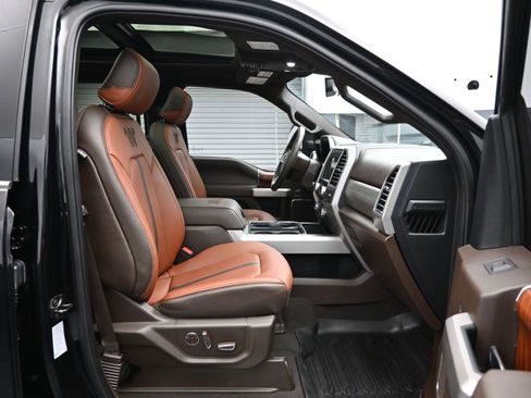 Used 2020 Ford F250 King Ranch w/ King Ranch Ultimate Package image 13