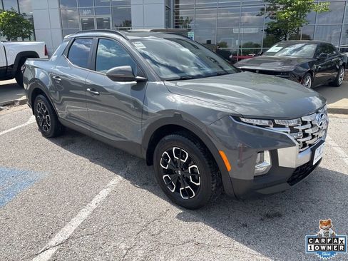 Used 2022 Hyundai Santa Cruz SEL w/ Activity Package FWD image 6
