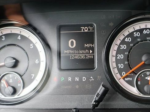 Used 2018 RAM 1500 ST w/ SXT Appearance Group AWD/4WD image 14